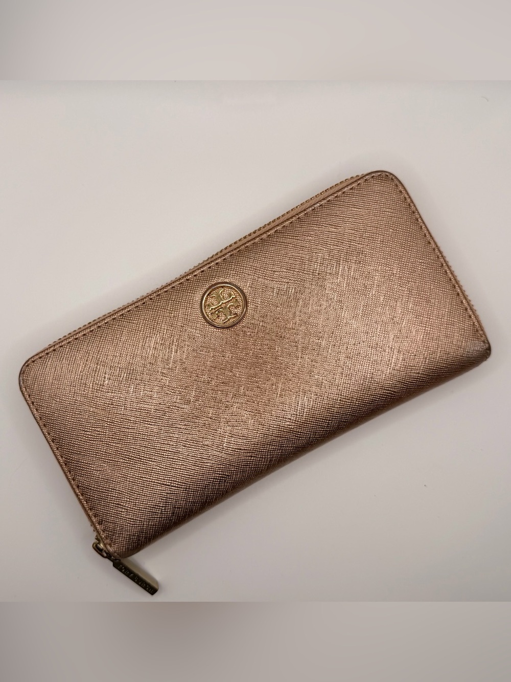Tory Burch Rose Gold Metallic Saffiano Zip Around Continental Wallet